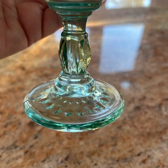 Fitz & Floyd (3) Bali Leaf Green Glass Water  Goblets. Heavier weight 12 oz. - Picture 4 of 6